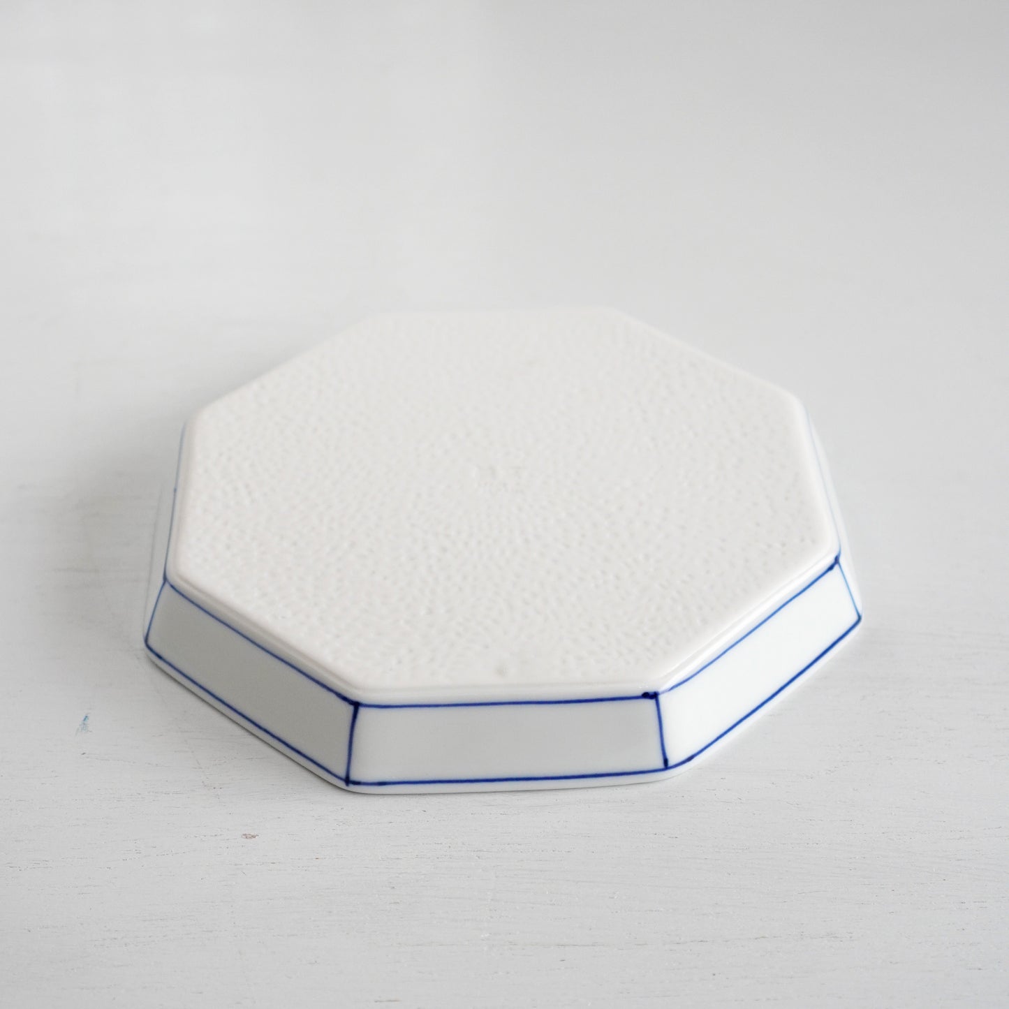 ライン オクタゴン 中皿 6.0