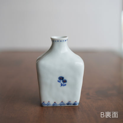 小さな壺みたいな一輪差し 四角