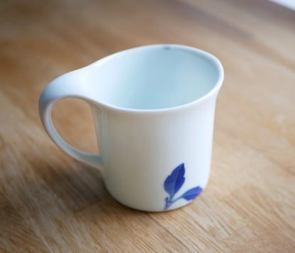 Blume Tall Mug / Scabiosa